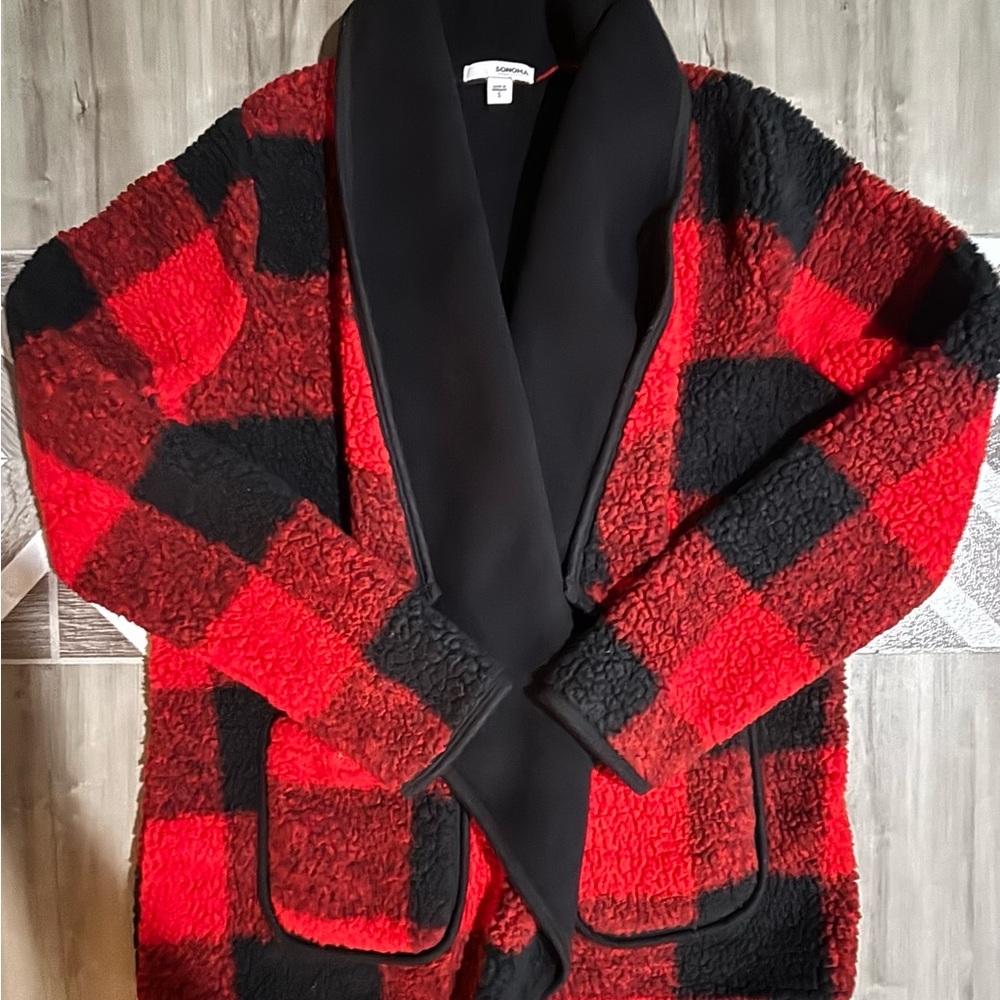 Women’s Buffalo Print fleece/sherpa cardigan/shacket size small
